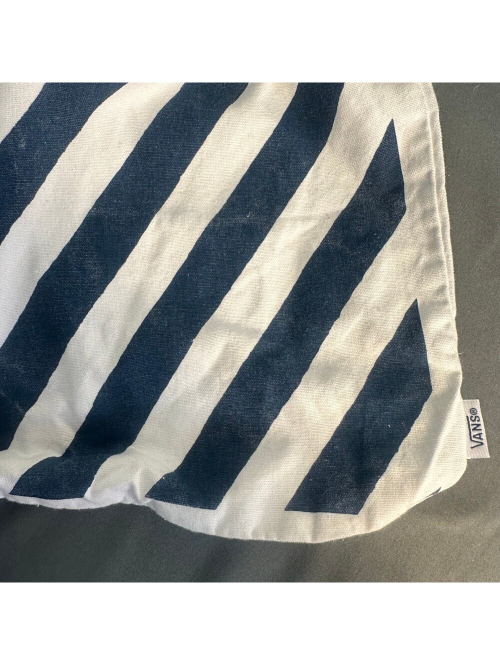 2 Vans Customs Drawstring Bag - Picture 9 of 11